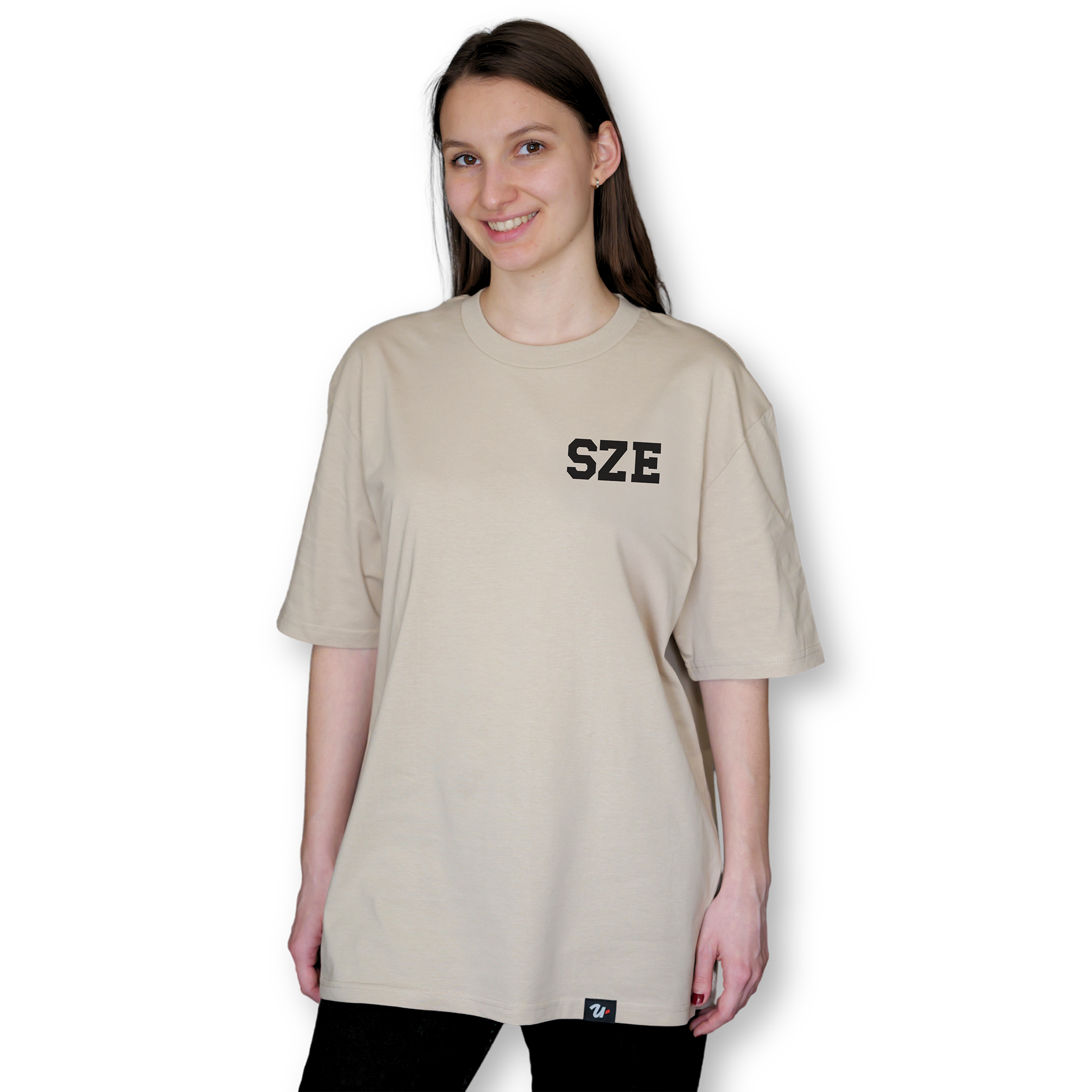 SZE_oversize_bezs_pufi_noi_font